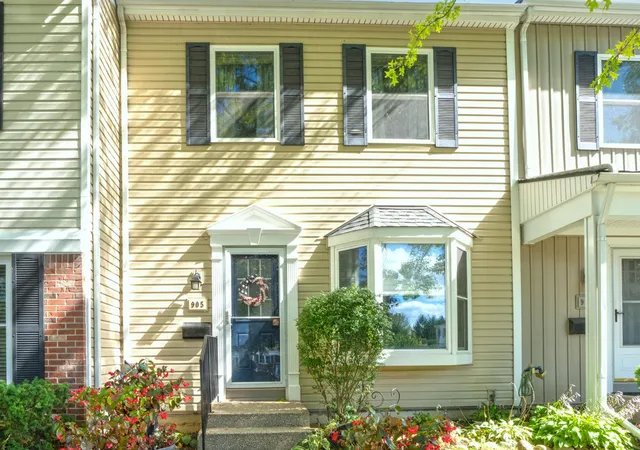 905-medford-ct-rochesterhillscity-oakland-mi-48307/hzid_2d546702