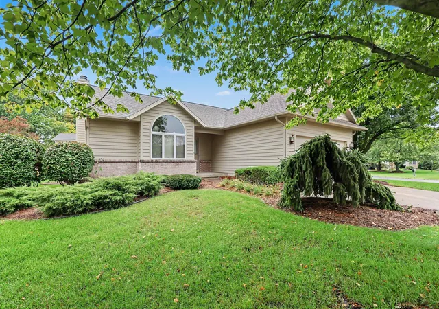 6915-fairway-vista-dr-se-caledonia-mi-49316/hzid_f507f964
