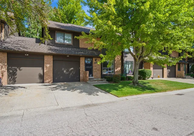 37244-clubhouse-dr-sterling-heights-mi-48312/hzid_a11012f8