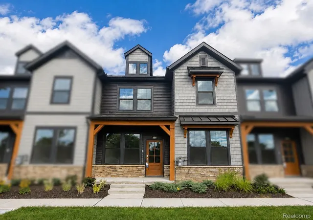 295-lantana-dr-brightoncity-livingston-mi-48116/hzid_8b72e4c6