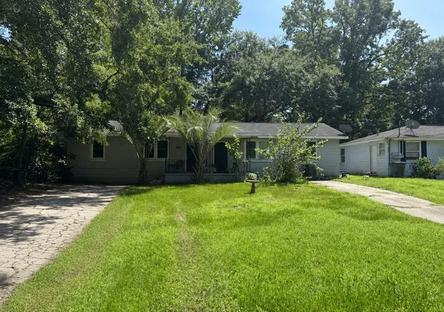 1155-berkeley-st-units-a-b-hanahan-sc-29410/hzid_1abfaf21