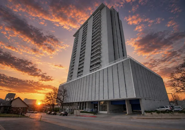 1502-s-boulder-ave-17m-tulsa-ok-74119/hzid_93b2baa2