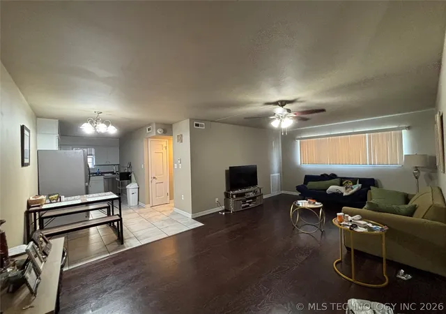 1313-e-48th-street-4-tulsa-ok-74105/hzid_f1c62192