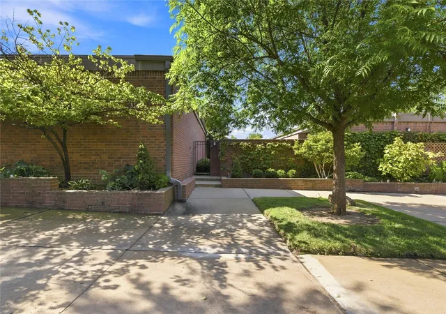 2427-e-72nd-st-5-c-2-tulsa-ok-74136/hzid_357e34be