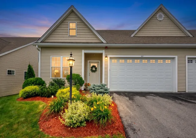 837-ledgewood-way-837-clinton-ma-01510/hzid_94c2c12d