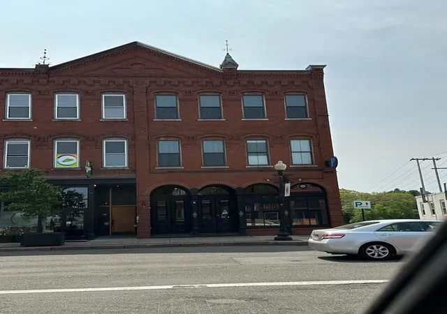 128-washington-st-haverhill-ma-01832/hzid_7b52e7b4