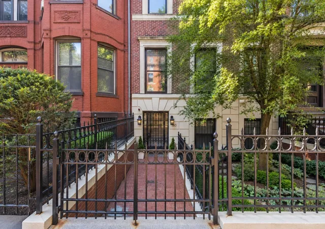 180-marlborough-st-1-boston-ma-02116/hzid_0fbc88ab