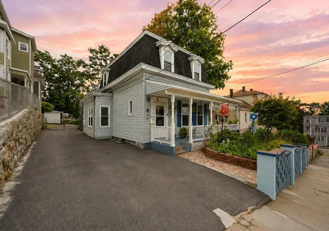 1-grove-st-lawrence-ma-01841/hzid_88bfcdc3