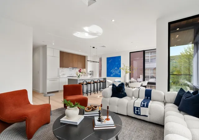 595-albany-st-502-boston-ma-02118/hzid_51fea2bd