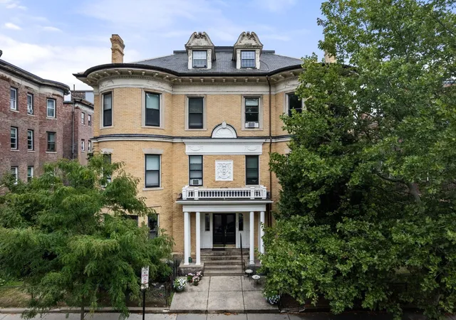465-washington-st-1-brookline-ma-02446/hzid_73cf499b