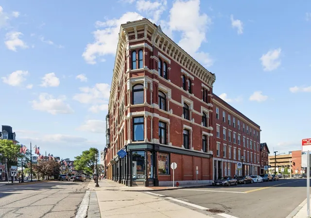 219-central-3e-lowell-ma-01852/hzid_c813b044