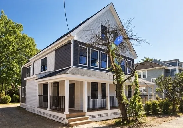 64-dalby-st-1-newton-ma-02458/hzid_4b42cf57