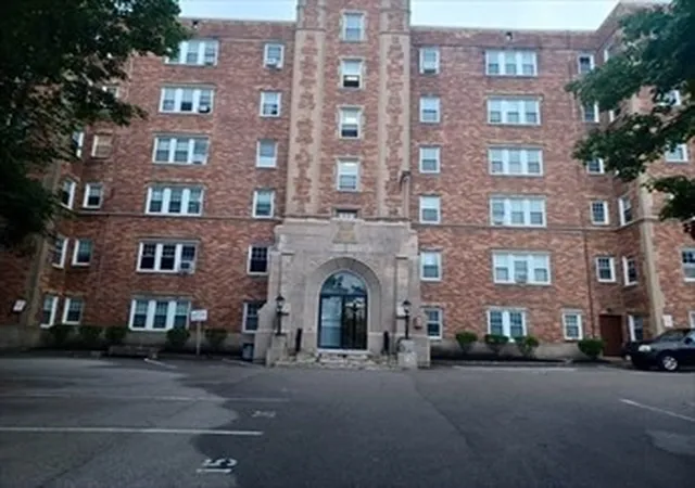 195-thomas-burgin-pkwy-511-quincy-ma-02169/hzid_65624066