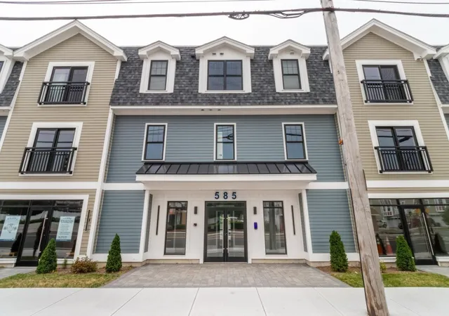 585-washington-st-301-quincy-ma-02169/hzid_ed539ea8