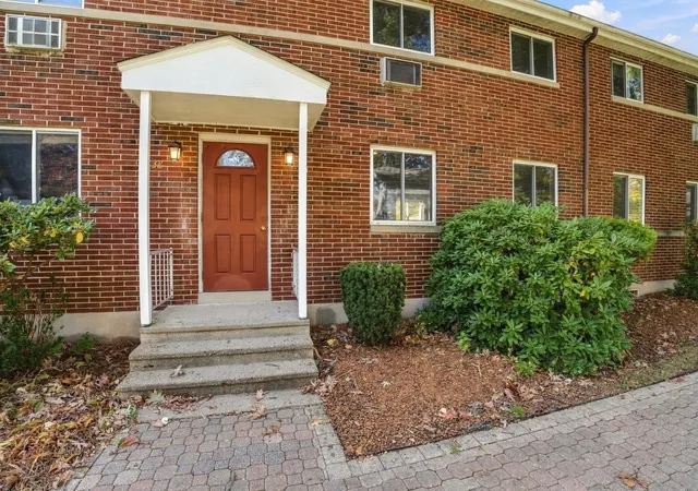 31-wilson-dr-31-framingham-ma-01702/hzid_4c083c04