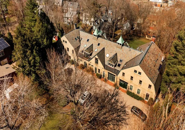 103-bellevue-st-4-newton-ma-02458/hzid_84ef2873