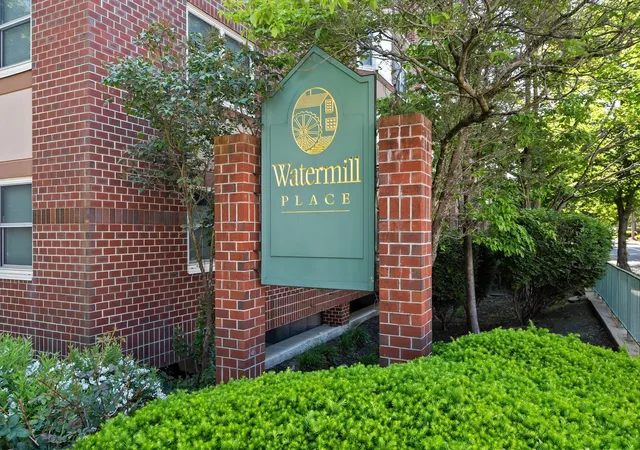 1-watermill-pl-121-arlington-ma-02476/hzid_2eef1042