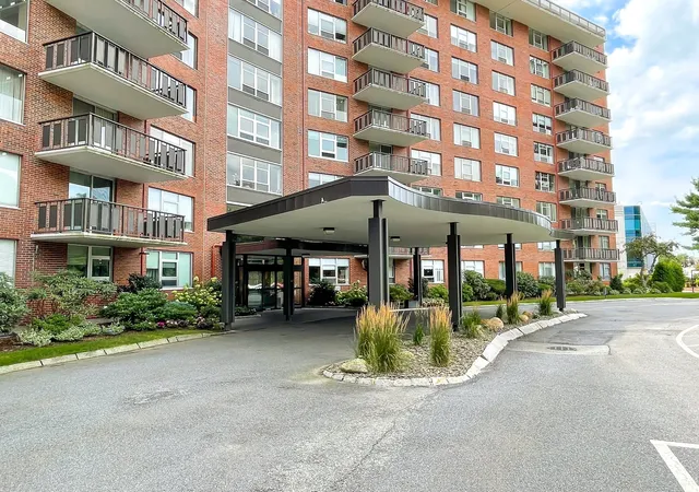 280-boylston-st-411-chestnut-hill-ma-02467/hzid_52f3455d