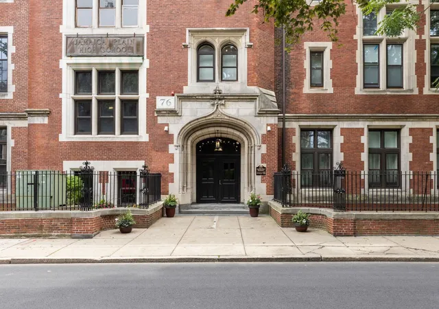 76-elm-st-203-jamaica-plain-ma-02130/hzid_e2c048f2
