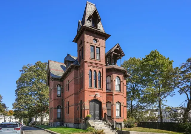 8-claremont-st-3a-worcester-ma-01610/hzid_8acaefd0