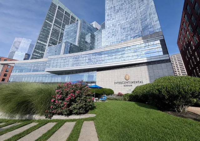 500-atlantic-ave-17j-boston-ma-02210/hzid_ac58eb17