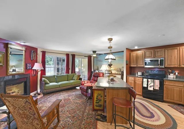 35-belgian-ln-35-leominster-ma-01453/hzid_c8835278