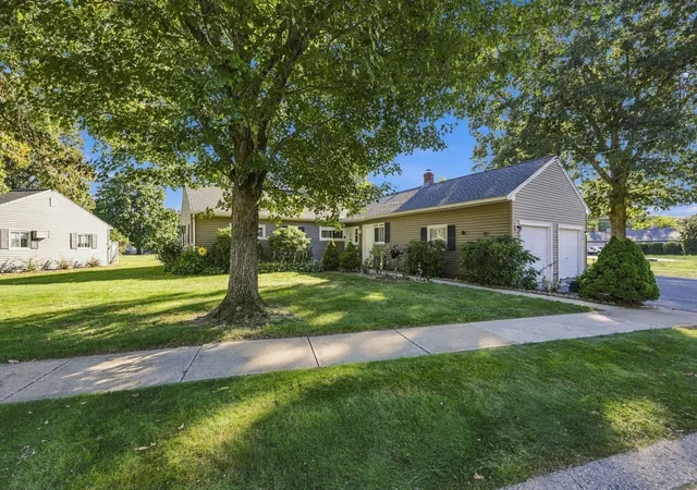 132-horseshoe-dr-132-chicopee-ma-01022/hzid_be32db4b
