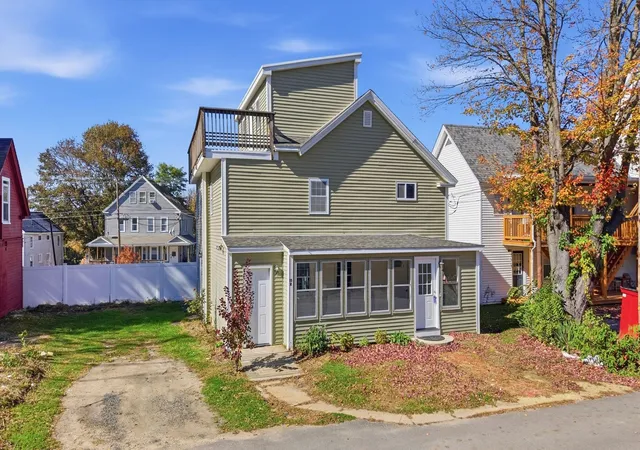 15-r-e-broadway-rear-gardner-ma-01440/hzid_5607d7ae