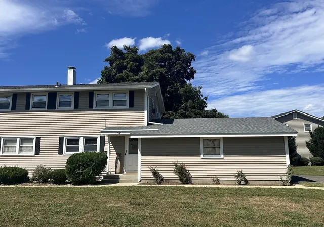 52-honeysuckle-dr-52-chicopee-ma-01022/hzid_e98f9b0a