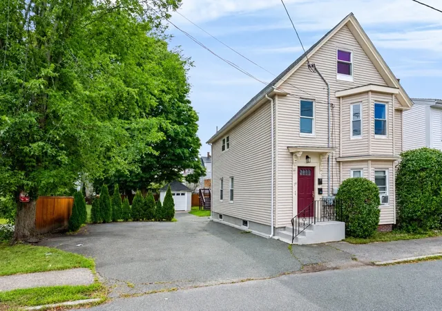 19-charnock-st-2-beverly-ma-01915/hzid_dcb92452