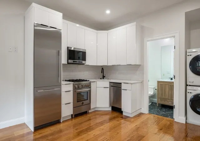 166-168-salem-st-7-boston-ma-02113/hzid_9b4c686b