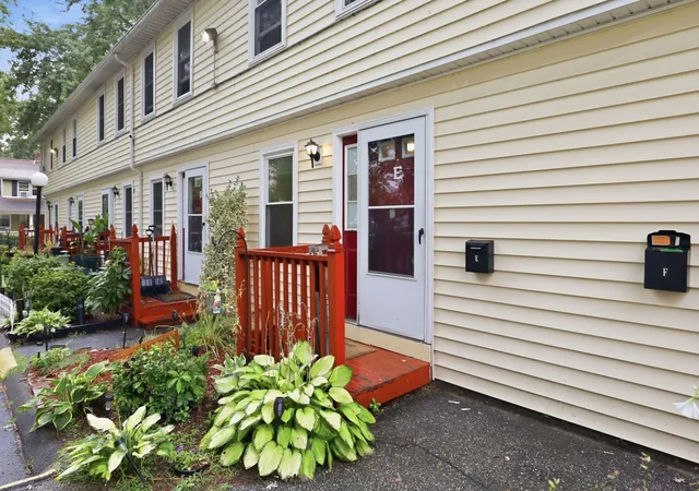 30-clayton-st-e-springfield-ma-01107/hzid_3fa10b5d