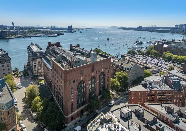357-commercial-st-217-boston-ma-02109/hzid_dcf1e711