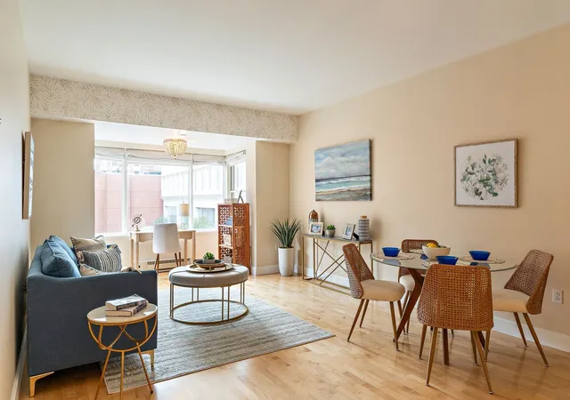 10-bowdoin-st-409-boston-ma-02114/hzid_52ce7fc4