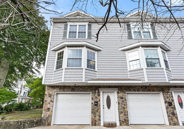 37-pond-st-1-waltham-ma-02451/hzid_064d324f