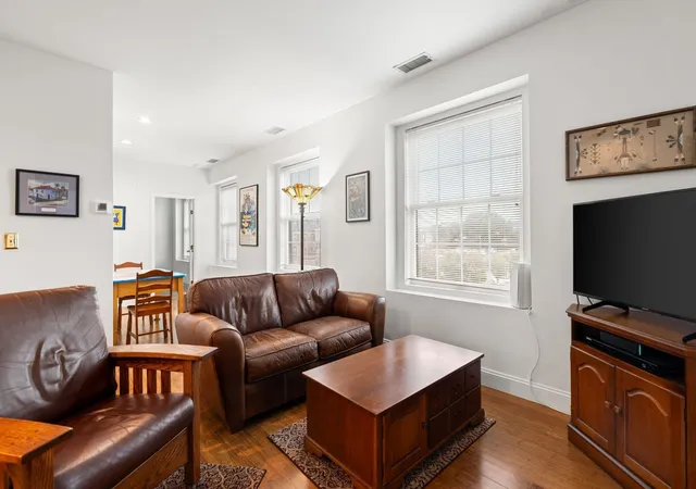 21-linden-st-301-quincy-ma-02170/hzid_022264ef