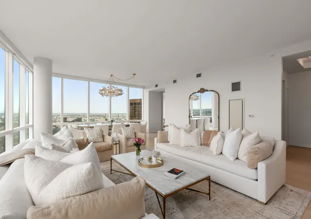 1-franklin-st-4602-boston-ma-02110/hzid_1bbdbe99