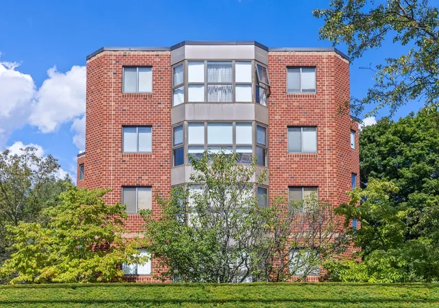 975-massachusetts-ave-108-arlington-ma-02476/hzid_9c28bdb7