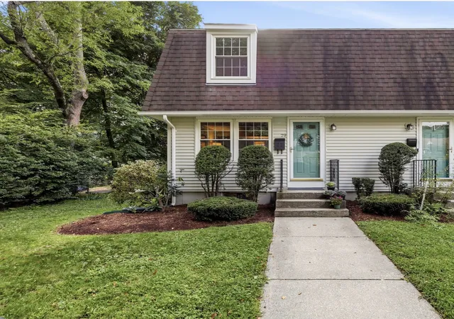 79-pomeroy-ter-79-northampton-ma-01060/hzid_55a1ae01