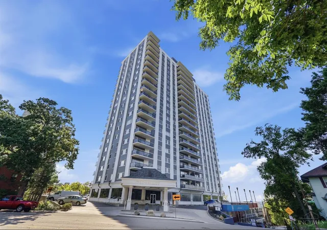 2200-victory-pkwy-905-cincinnati-oh-45206/hzid_2891195d