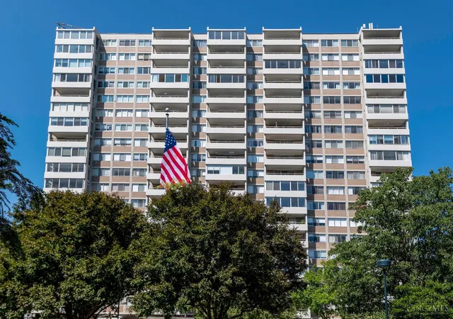2324-madison-rd-1701-cincinnati-oh-45208/hzid_caf6f334