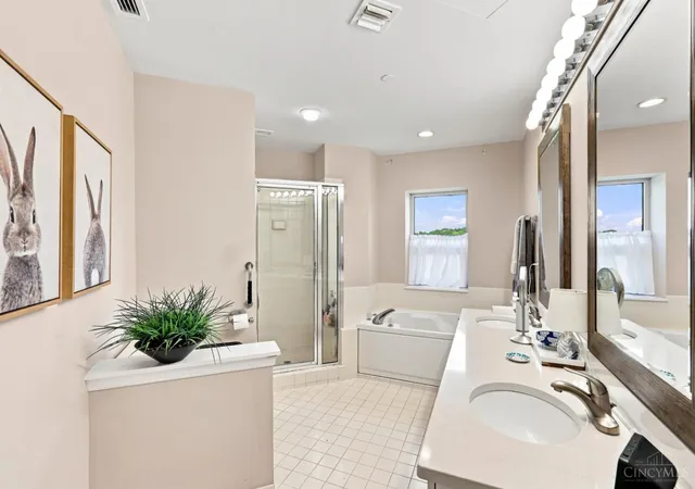 3435-golden-ave-701-cincinnati-oh-45226/hzid_fe61a318