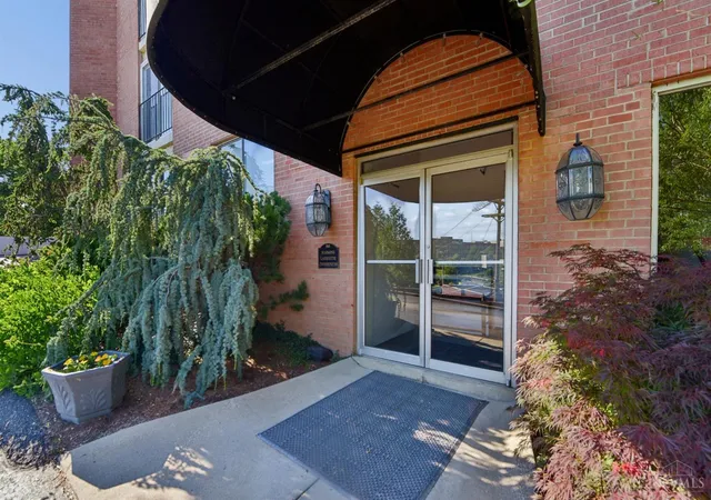 880-rue-de-la-paix-a5-cincinnati-oh-45220/hzid_28bcd87f