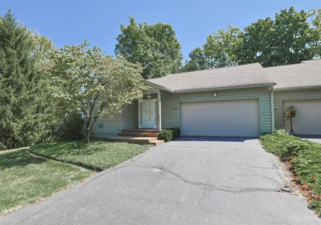 2218-sweetbriar-ln-8-cincinnati-oh-45239/hzid_66a9c2a4