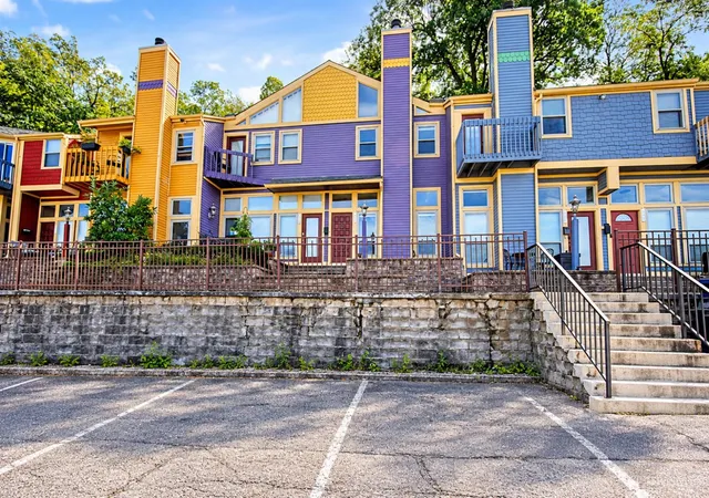 550-tusculum-ave-cincinnati-oh-45226/hzid_8ecb9500