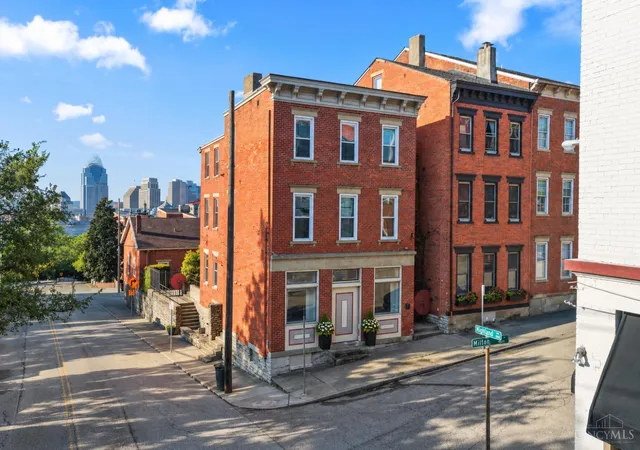 561-milton-st-o-cincinnati-oh-45202/hzid_f59988df