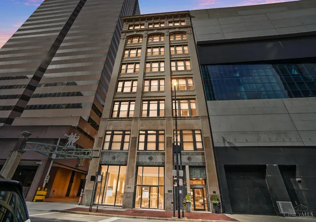 26-e-6th-street-205-cincinnati-oh-45202/hzid_608df881