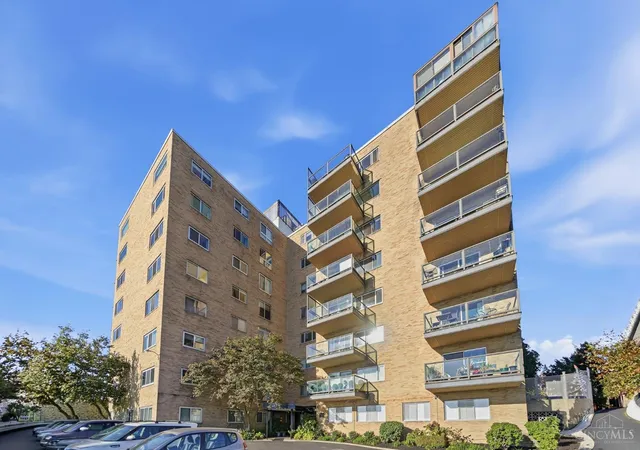 1617-e-mcmillan-st-402-cincinnati-oh-45206/hzid_675fbb38