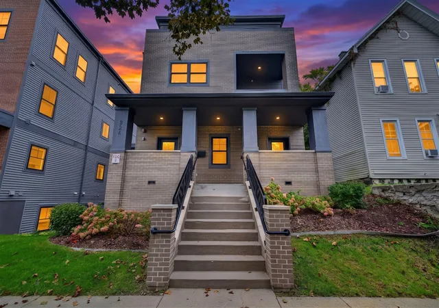 826-fairview-ave-3-grand-rapids-mi-49503/hzid_eb2c2ee1