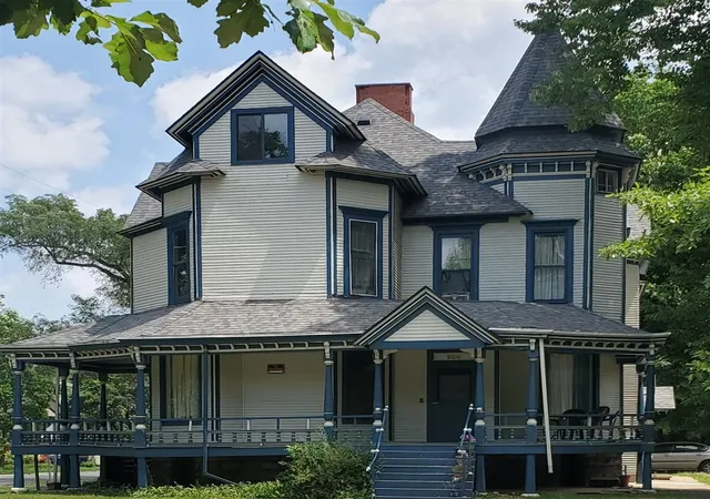 316-324-stuart-ave-kalamazoo-mi-49007/hzid_0ab1206a